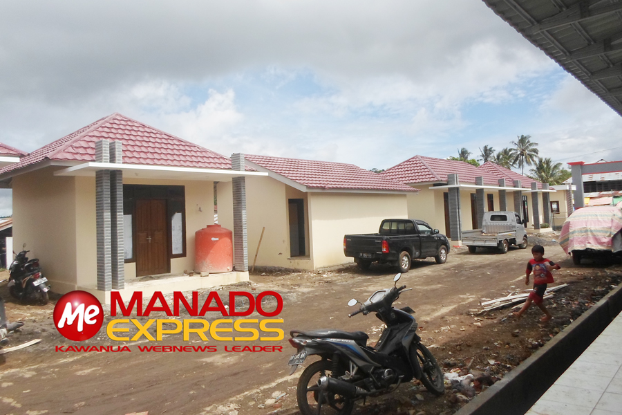 Pasar Kawangkoan Tak Punya Air Bersih