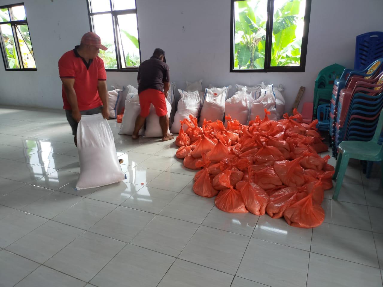 JG-KWL Salurkan Bantuan Untuk GMIM di Wilayah Watutumouw