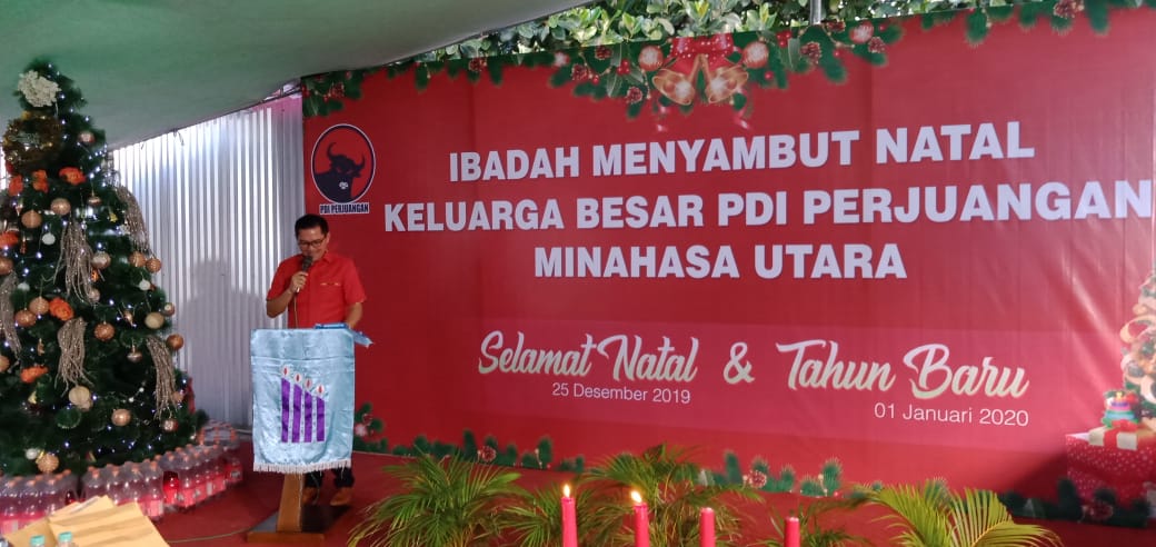 Ibadah Menyambut Natal DPC PDIP Minut, JG: Mari Kita Jaga Kekeluargaan