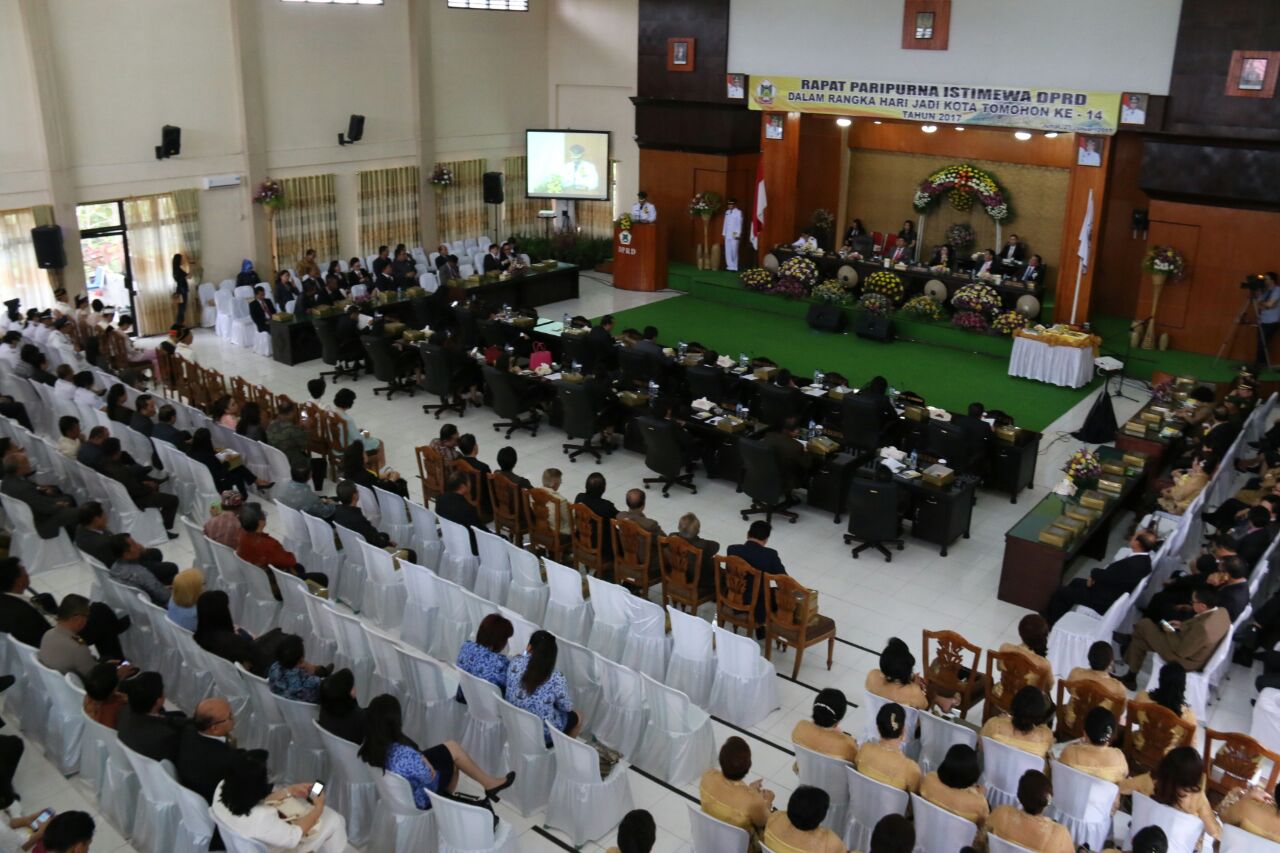 Paripurna Istimewa HUT Kota Tomohon ke-14