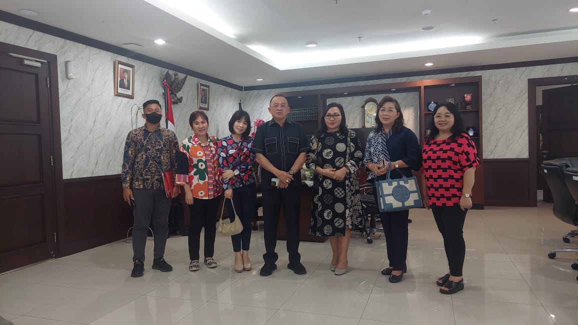 Lumentut Konsultasi di Ditjen Bimas Kristen Kemenag