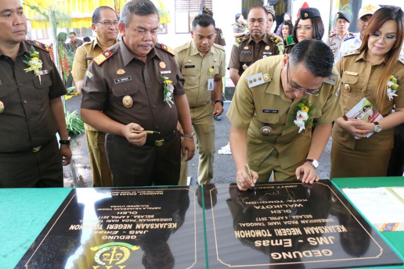 JFE dan Kajati Sulut Resmikan Gedung JMS-EMAS