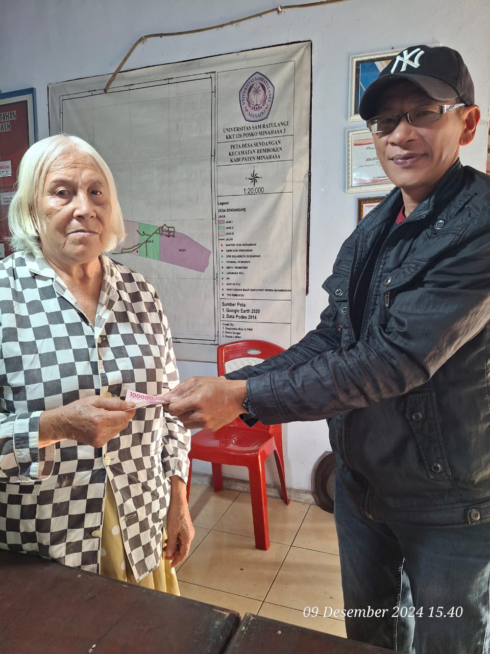Pemdes Sendangan Salurkan BLT Tahap Terakhir Kepada 58 KPM