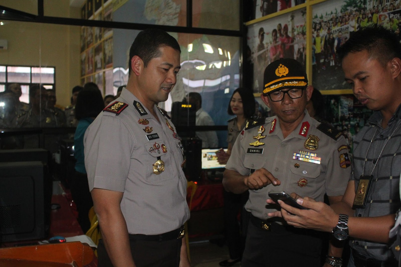 Tim Supervisi Divhumas Polri Sambangi Polres Minsel