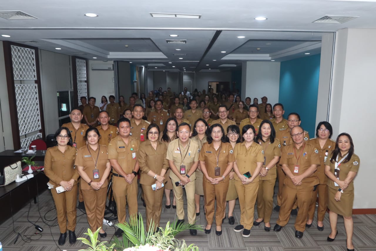 Mandagi Buka Rakor Penyusunan LPPD Tomohon 2023