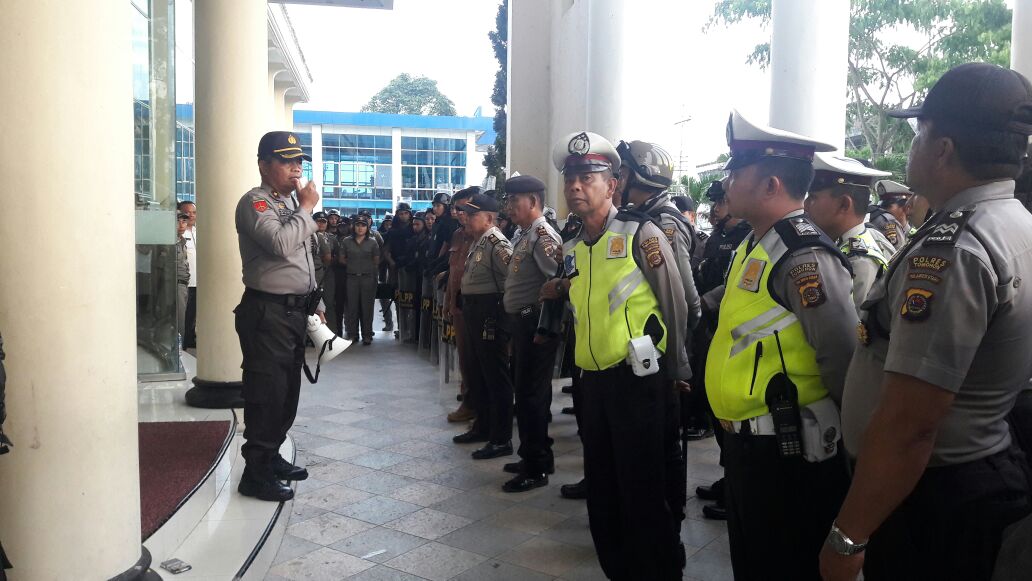 Dikawal Kepolisian, Demo Mahasiswa UKIT Berjalan Damai 