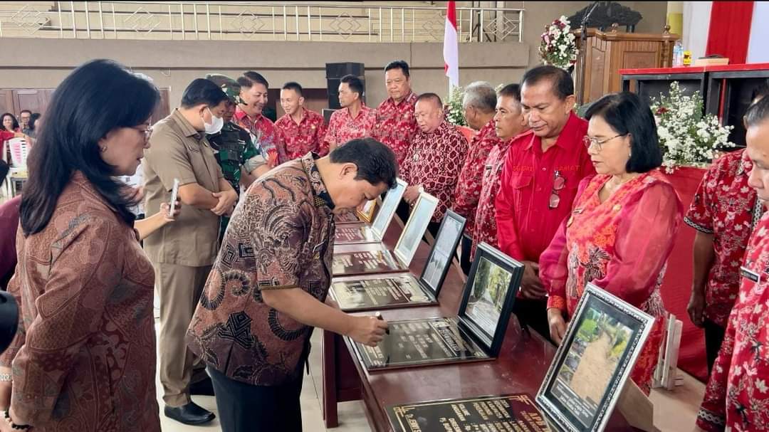 Launching DD, Bupati Minahasa Resmikan Hasil Pembangunan Desa Leleko Tahun 2023