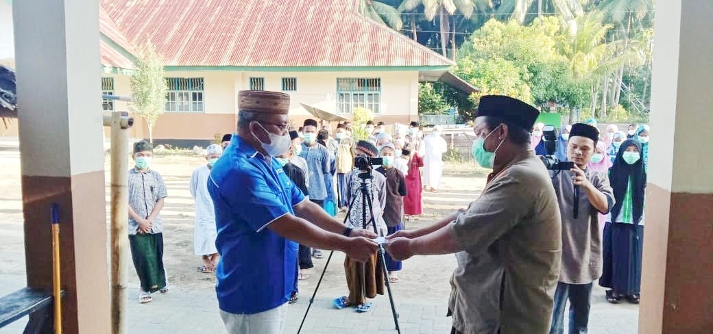 HUT PAN ke-23, Sadam Bagikan Sembako dan Uang Tunai