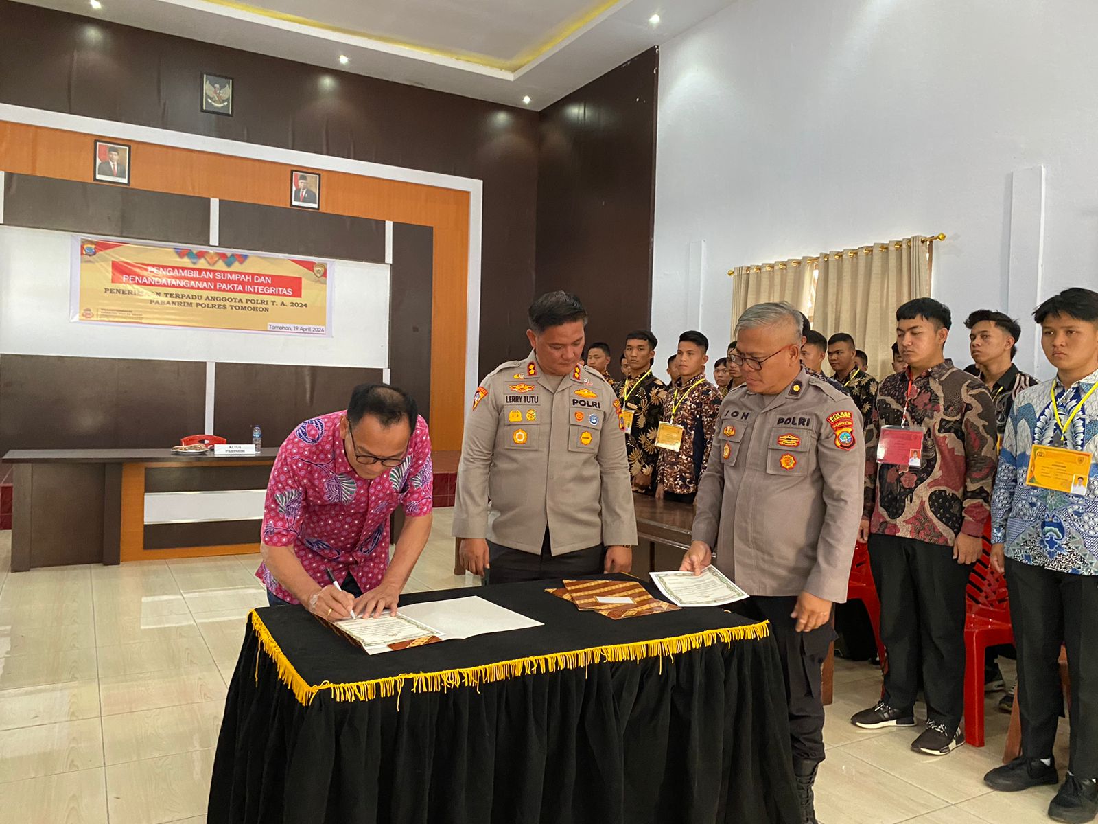 Caroll Ikut Teken Pakta Integritas Penerimaan Anggota Polri 2024