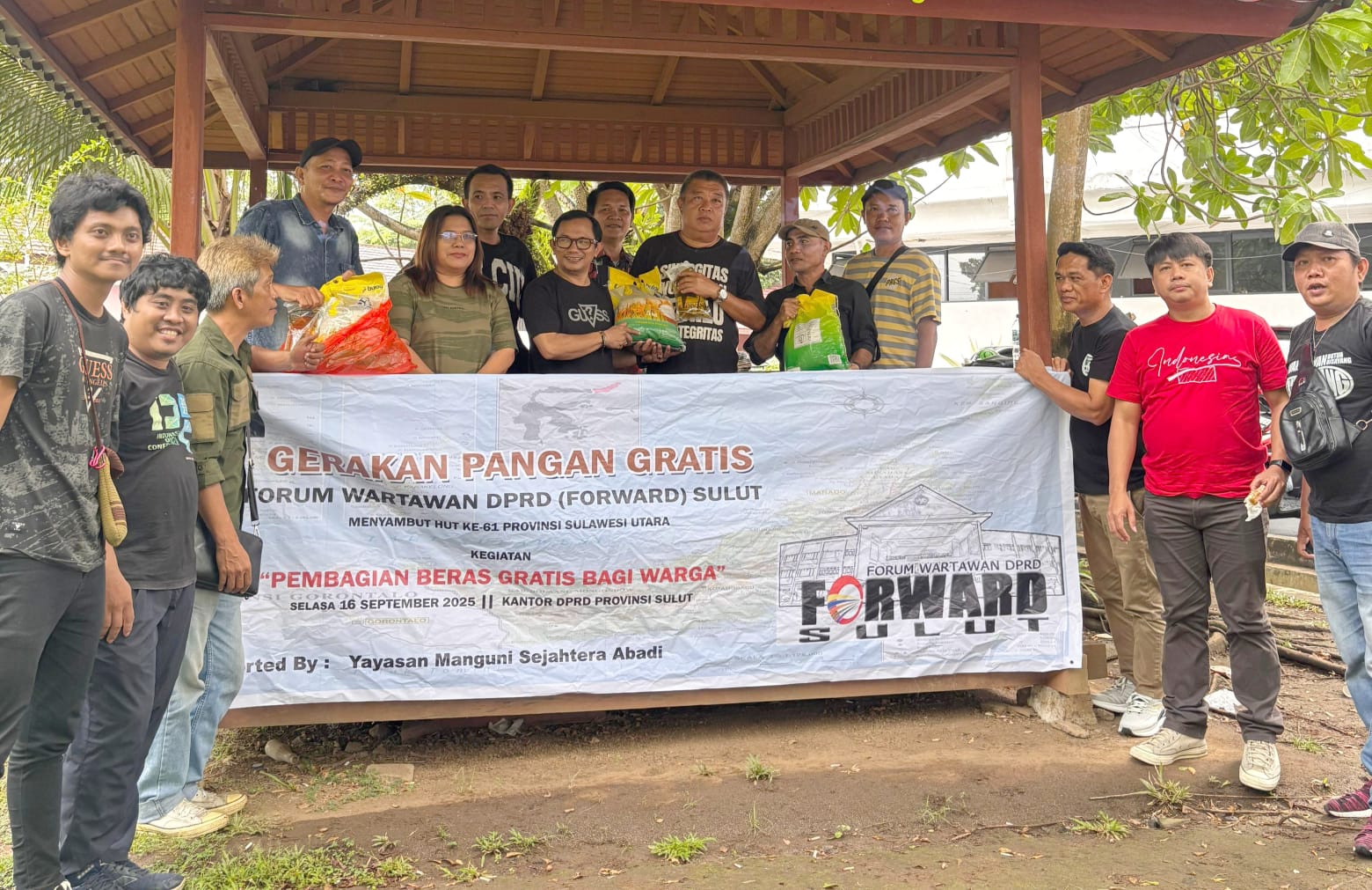 Forward Sulut Bagikan Pangan Gratis