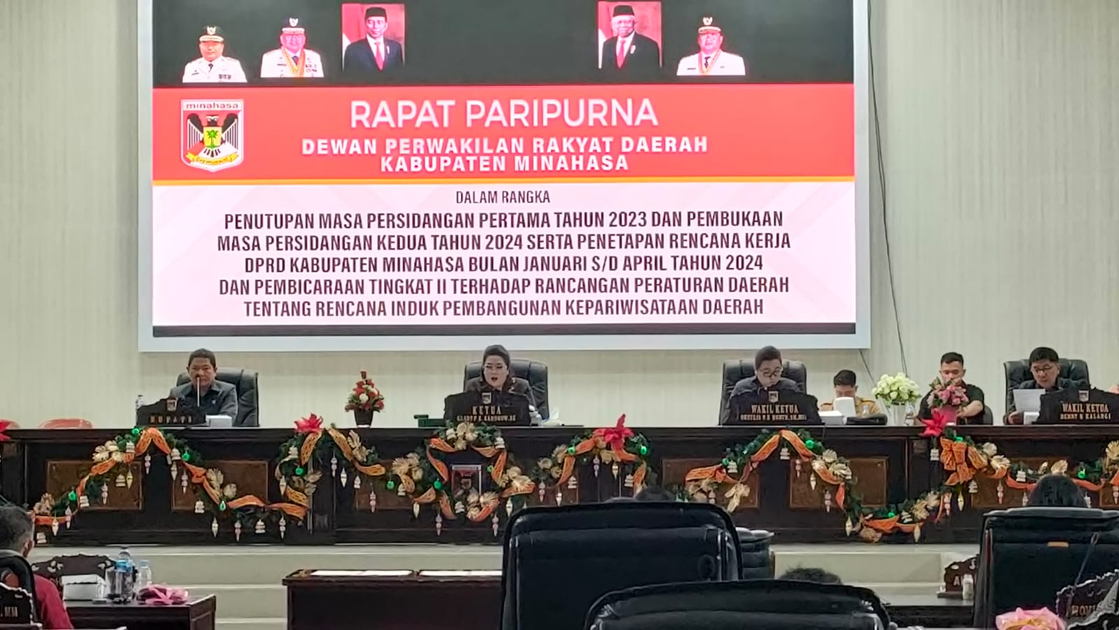 Bupati Jemmy Kumendong Hadiri Rapat Paripurna Tutup dan Buka Masa Persidangan Kedua Tahun 2024