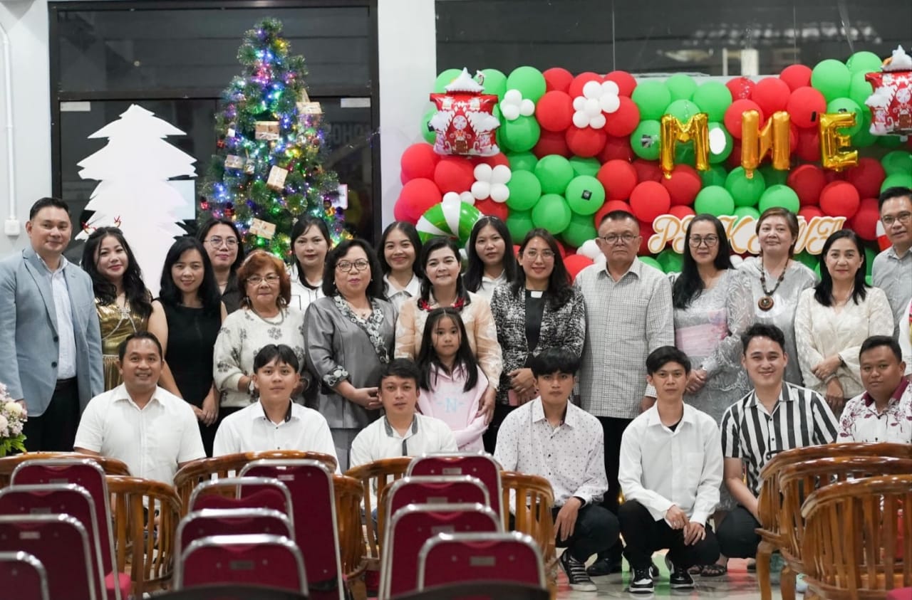 MNE Pakewa Tomohon Gelar Ibadah Pra Natal