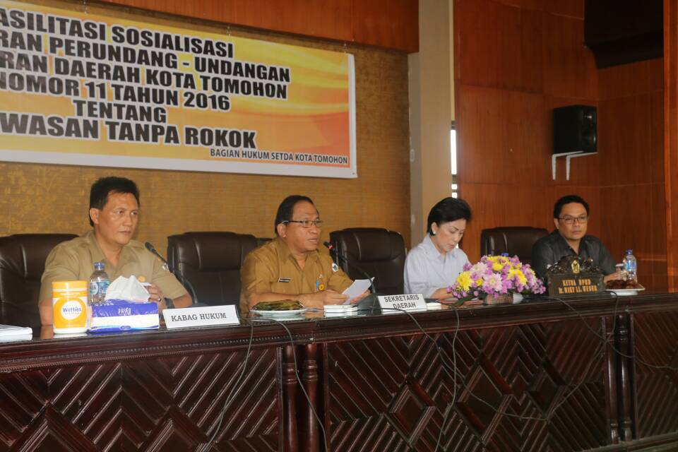 Dilandasi Wawasan Kesehatan, Pemkot Tomohon Sosialisasikan Perda KTR