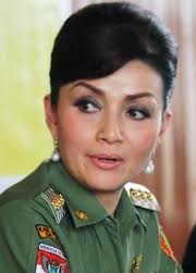 Tetty Saksi Pernikahan Pasangan Umur 80 Tahun dan 65 Tahun