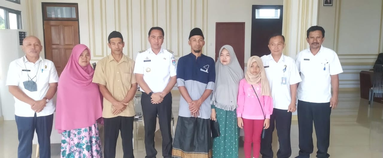 Pakai Uang Pribadi, Bupati Sachrul Umrohkan Dua Imam Masjid 