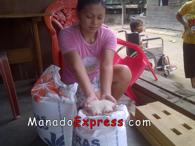 Warga Terima Raskin Tidak Layak Komsumsi