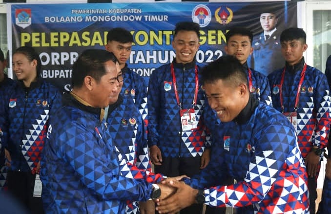 Lepas Puluhan Kontingen, Bupati Sachrul Tanamkan Semangat Petarung 