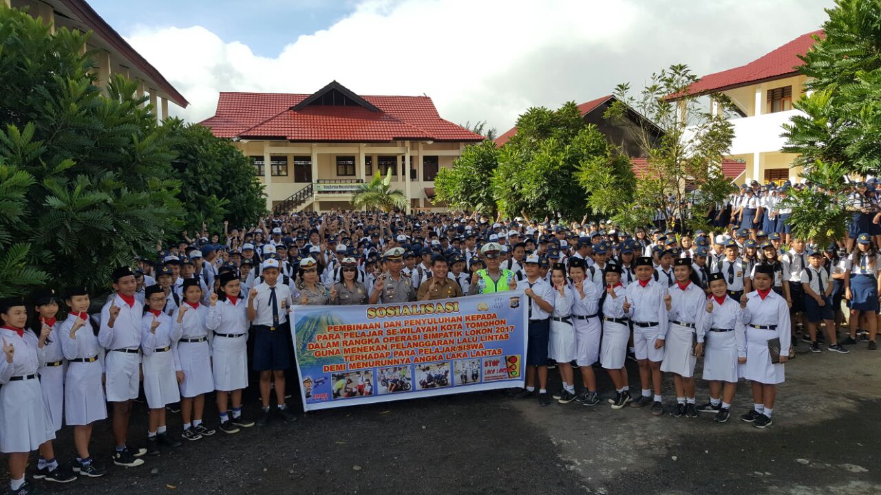 Satlantas Polres Tomohon Gencar Operasi di Sekolahan