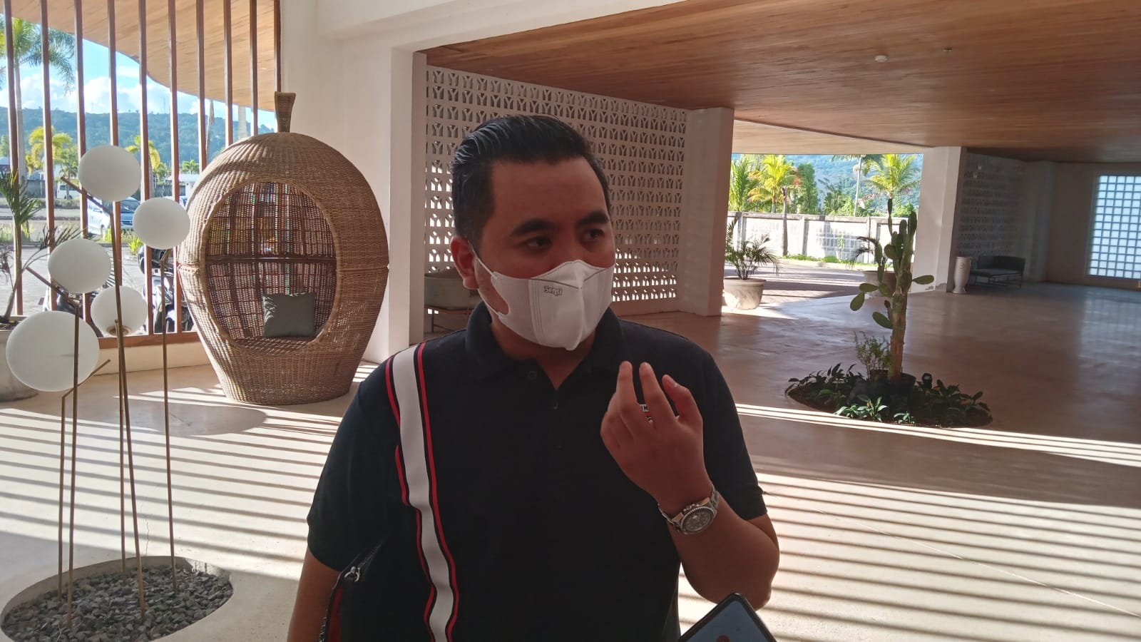 Rico Tampenawas, Bangun Persmin Tak Tertarik Masuk Politik