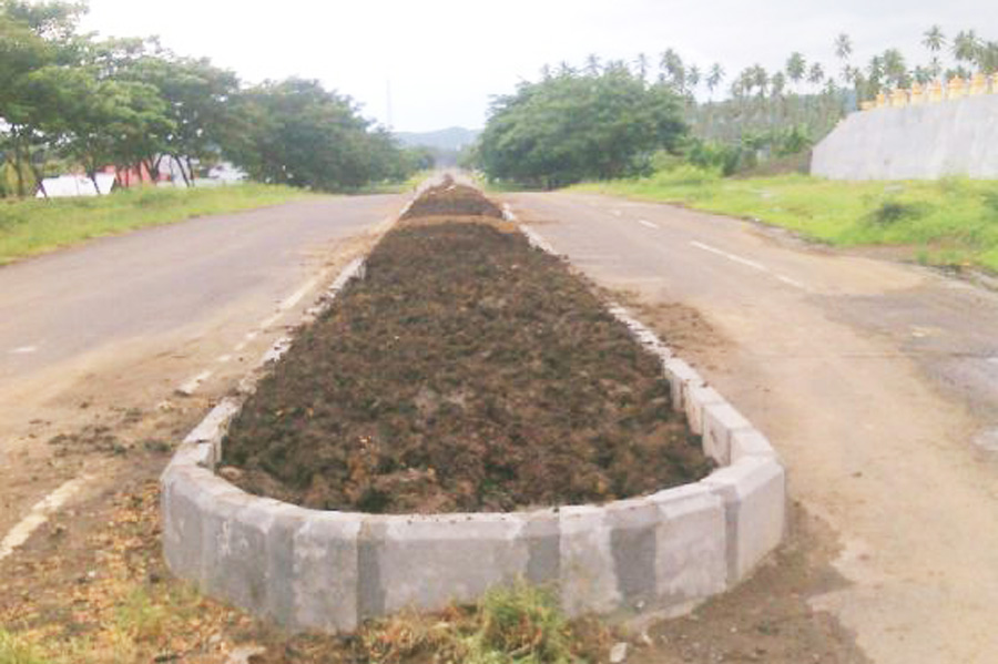 Dinas PU Giatkan Median Jalan 2 Jalur