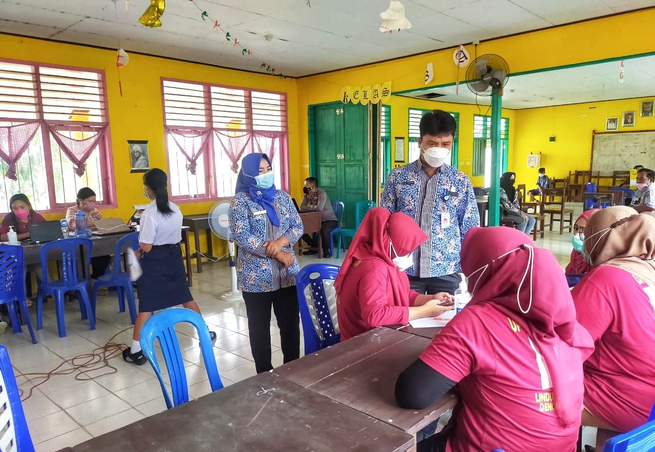 Matangkan Pembelajaran Tatap Muka, SMP Negeri 1 Tutuyan Gelar Vaksinasi Siswa 