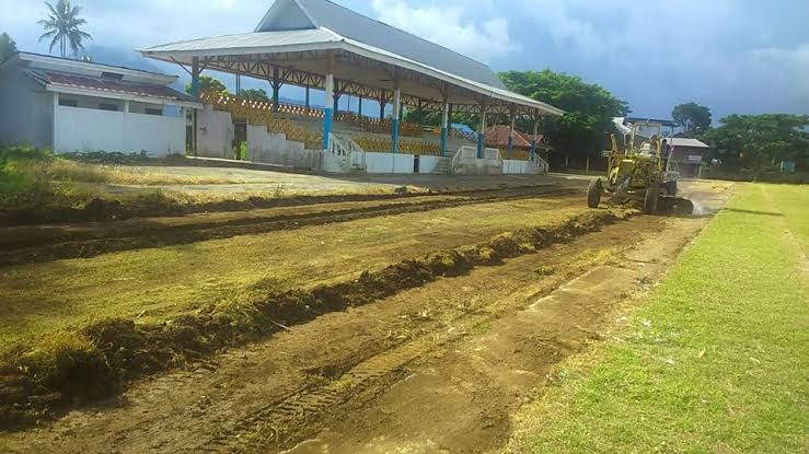 Tak Kunjung Tuntas, Pembangunan Stadion Parasmya Tomohon Disorot