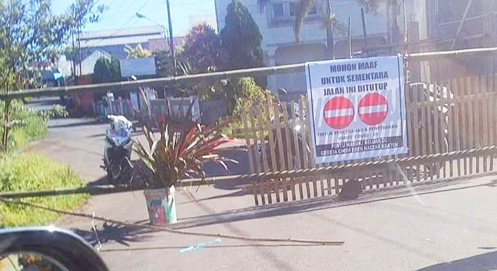 Warga Keluhkan Penutupan Jalan di Tomohon
