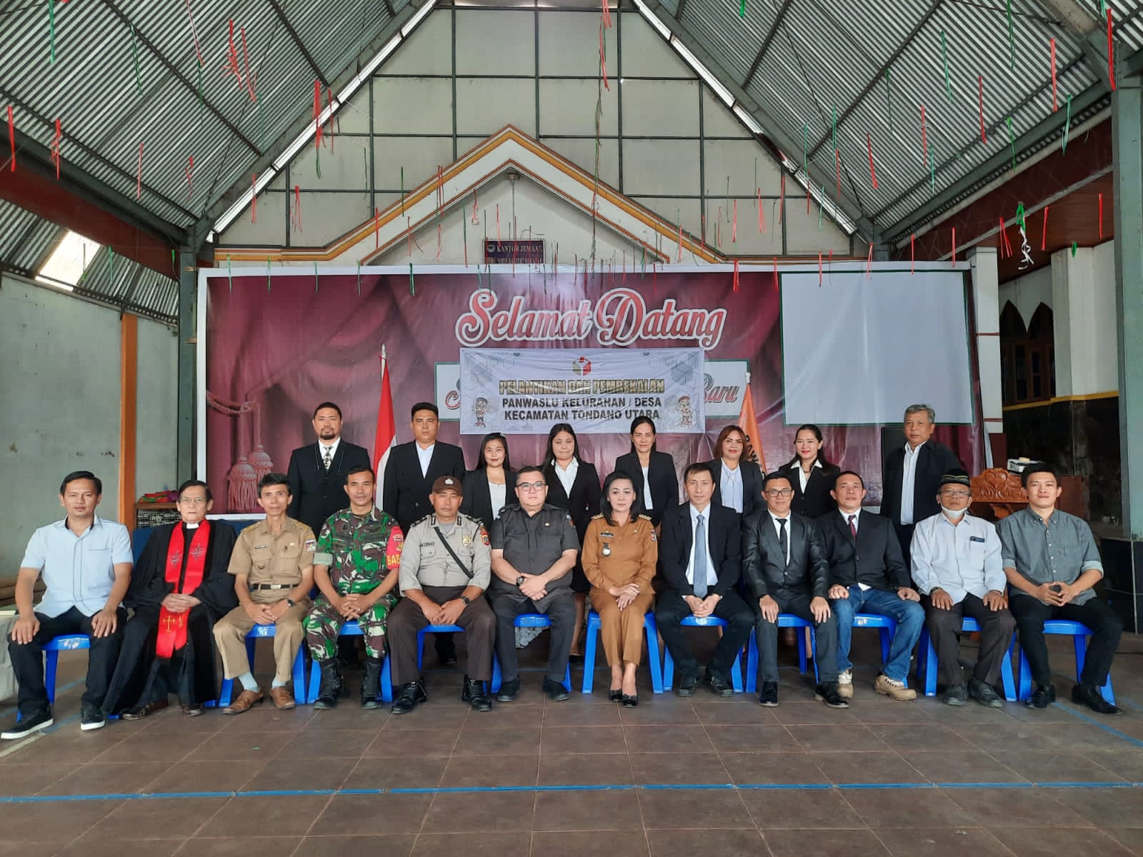 Panwaslu Tondano Utara Lantik 8 PKD