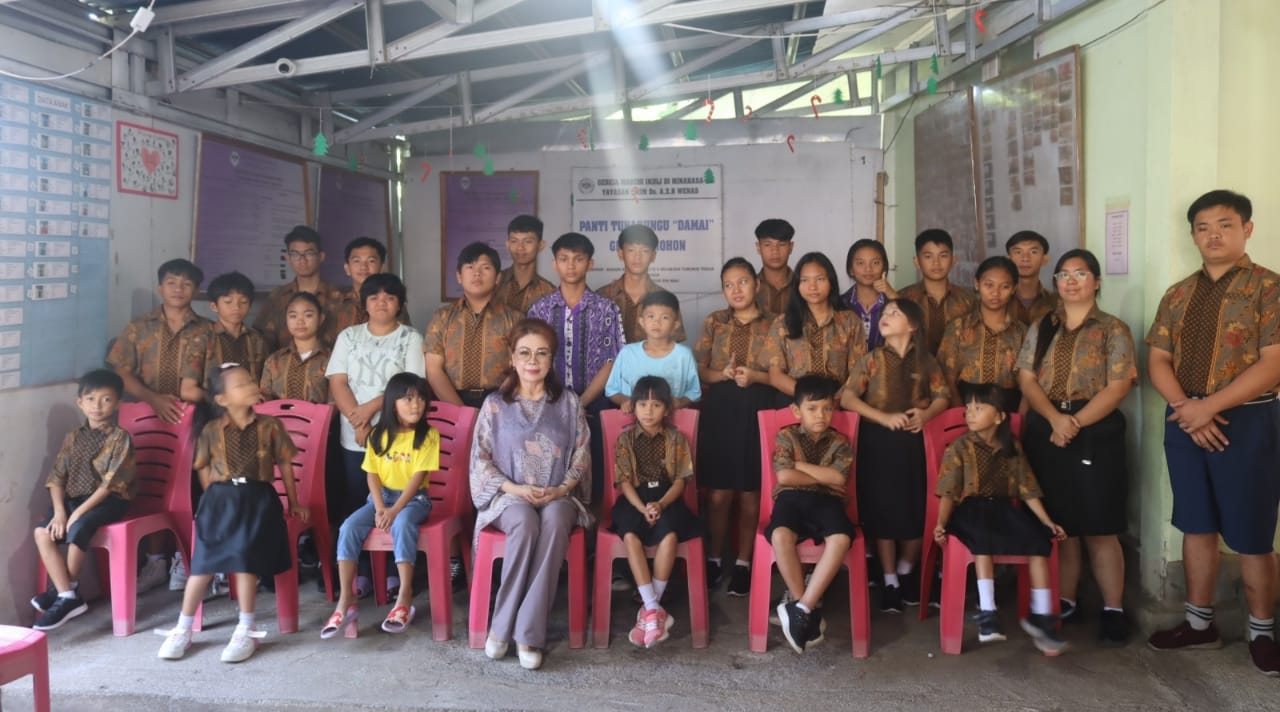 Deevy Pelealu Hadiri Baksos LKS Disabilitas 