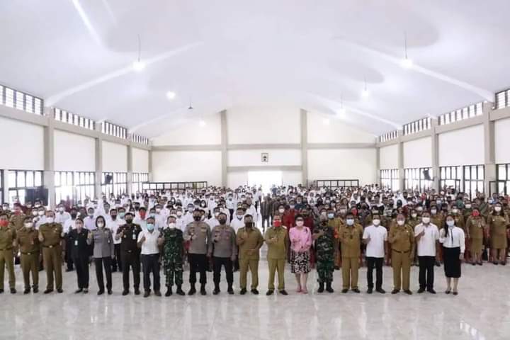 Roring-Dondokambey Pimpin Deklarasi Damai Pilhut Minahasa