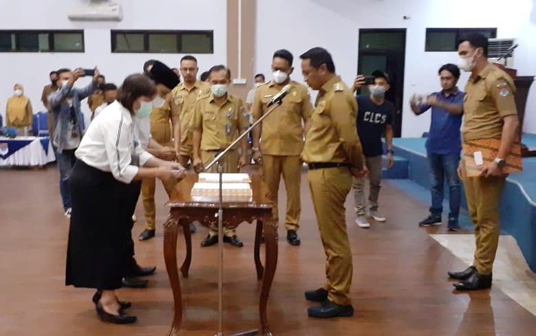 Penyegaran, Mamonto Lantik 5 Pejabat 