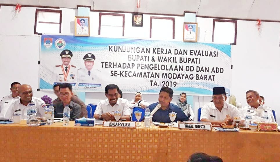 Kunker ke Modayag Barat, Landjar Bicara Pengelolaan Aset Pemda ke Bumdes