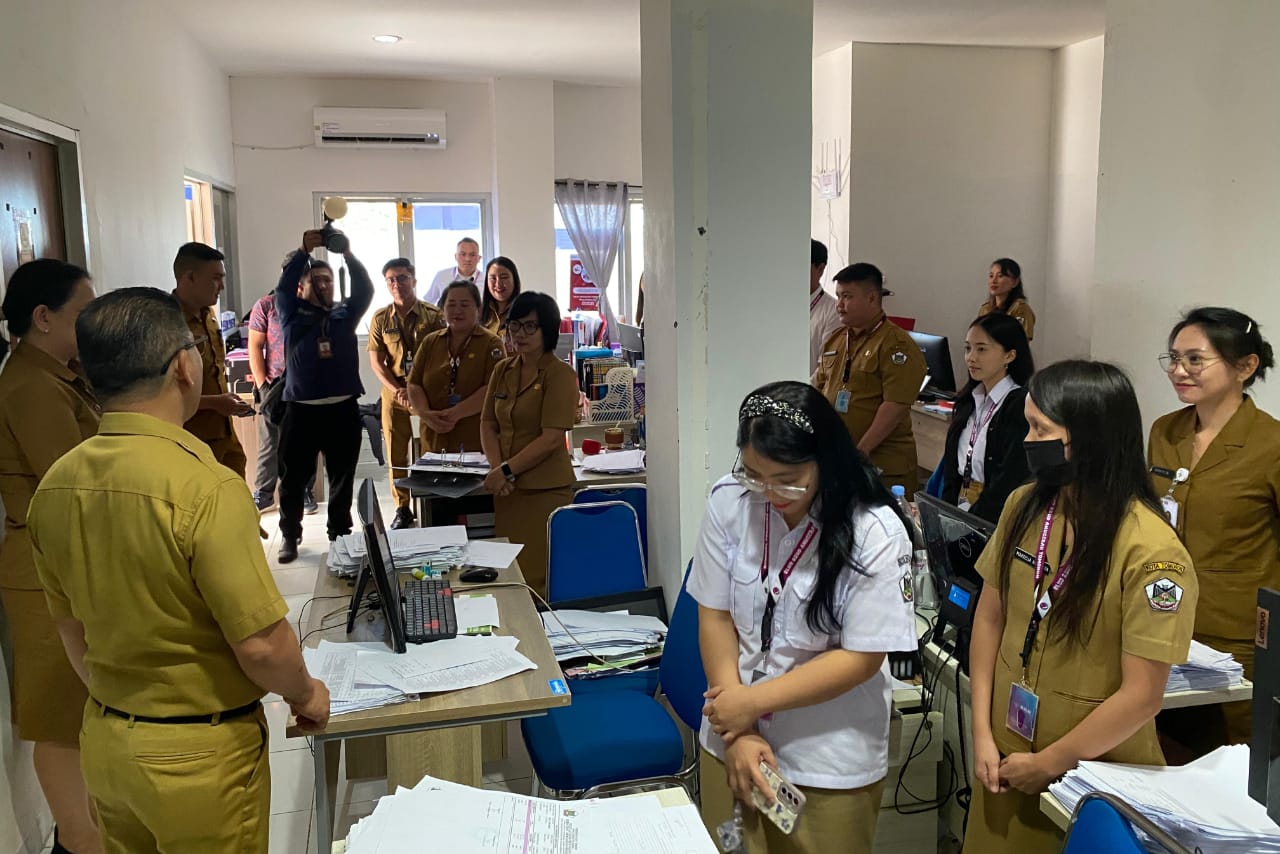 Kaligis Tinjau RSUD Anugerah, Layanan dan Kebersihan Disorot