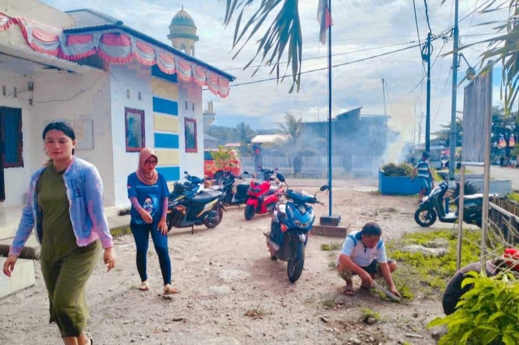 Gelar Jumat Bersih Bersinar, Nana Imbau Masyarakat Jaga Kebersihan dan Waspada DBD