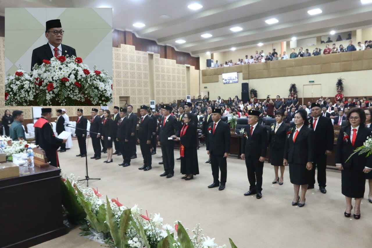 Rapat Paripurna Pelantikan DPRD Terpilih, Caroll Bacakan Sambutan Mendagri