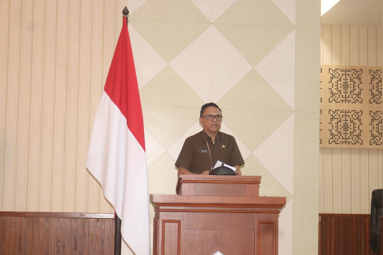 Roring Jelaskan Ranperda Pertanggungjawaban APBD 2023 di DPRD