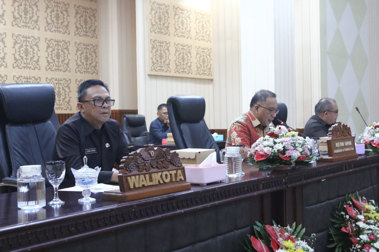 Persidangan Pertama DPRD Tomohon Ditutup, Caroll Titip Sejumlah Pesan