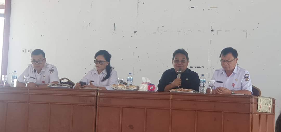 Sekda Lynda Watania Pimpin Rapat EPRA Triwulan III di Benteng Moraya