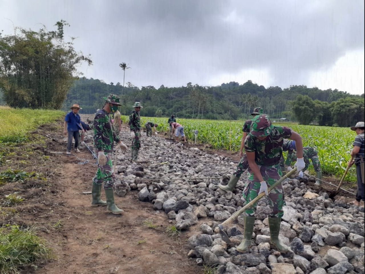 Prajurit TNI Dilarang Sakiti Hati Rakyat