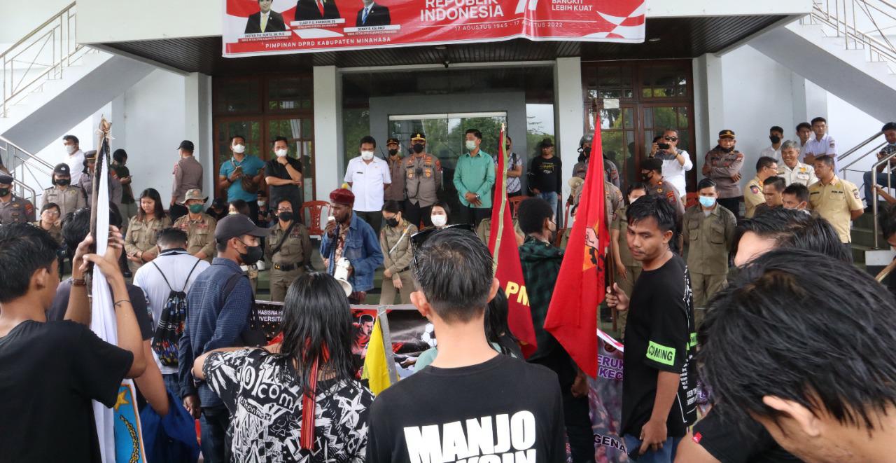Kapolres Minahasa Kawal Langsung Aksi Mahasiswa Tolak Kenaikan BBM