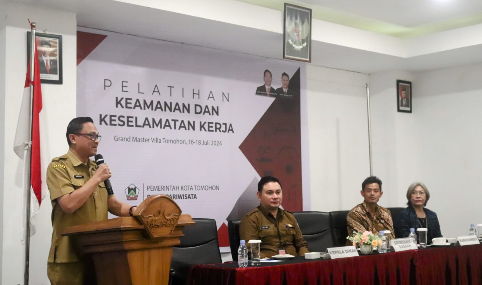 Kembangkan Pariwisata Tomohon, Dispar Latih Masyarakat