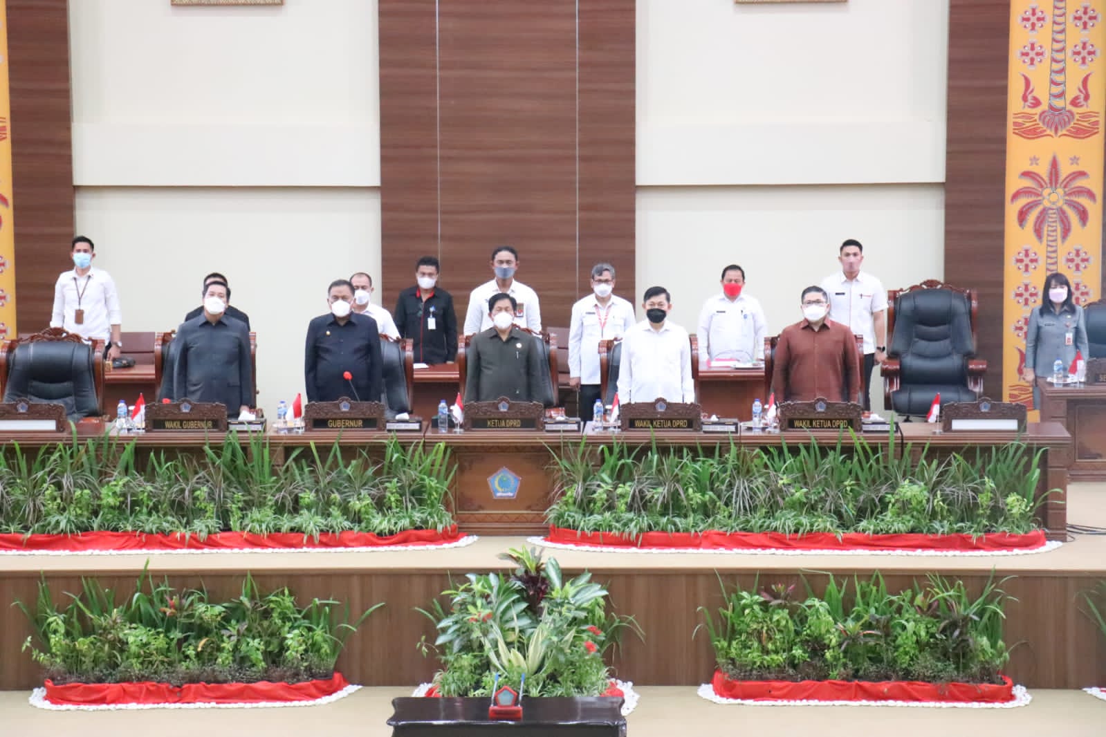 DPRD Sulut Gelar Paripurna Penetapan Propemperda dan Penetapan Persetujuan APBD 2022