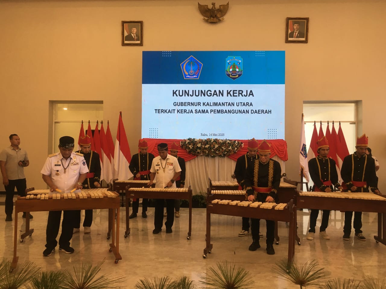 Menarik, Gubernur Sulut dan Kalimantan Utara Unjuk Kebolehan