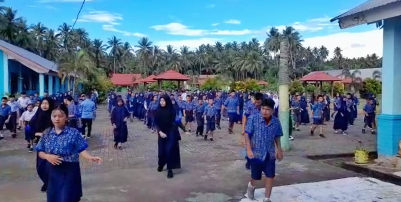 Disdikbud Boltim Terapkan Dana-Dana dan Bahasa Mongondow di Seluruh Sekolah 