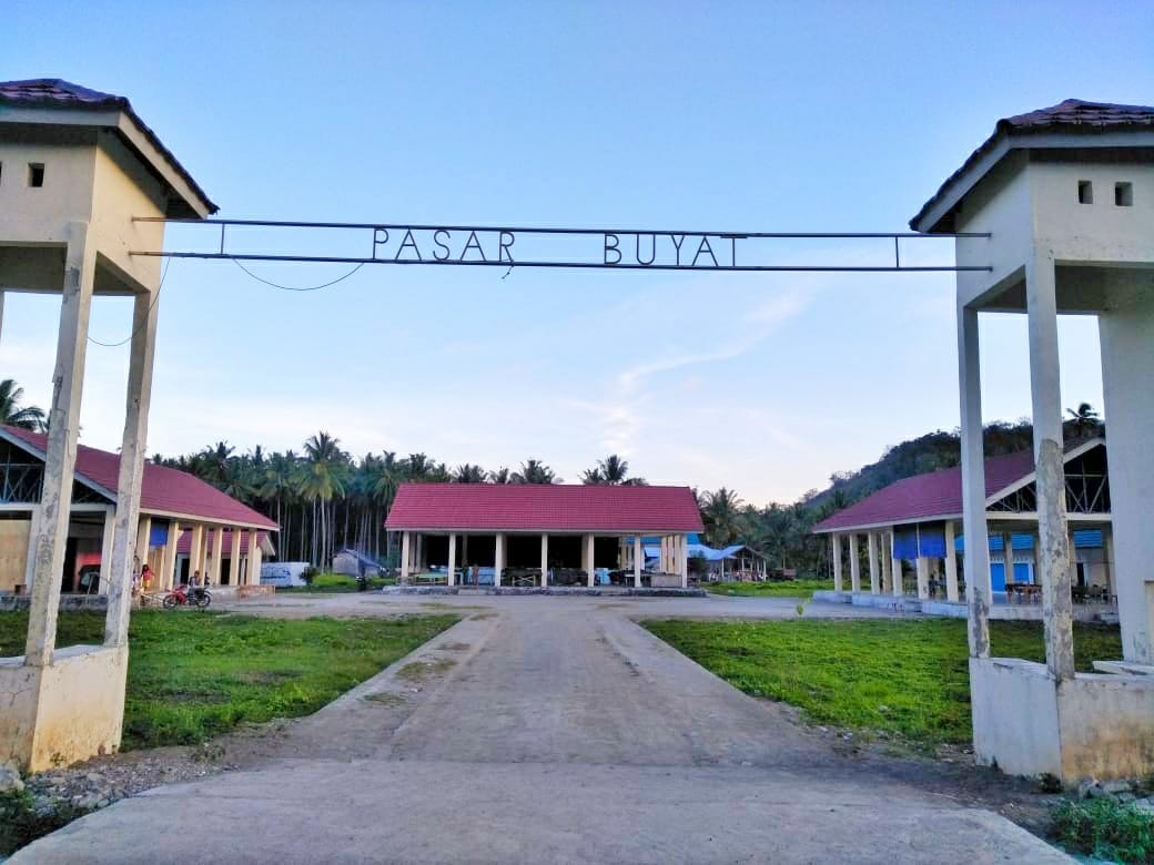 Pasar Buyat Kembali Berfungsi
