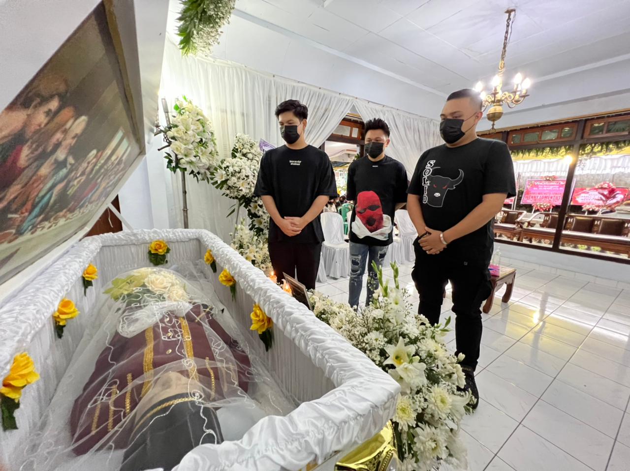 Mantan Anggota Dewan Minahasa, Jan Liuw Tutup Usia