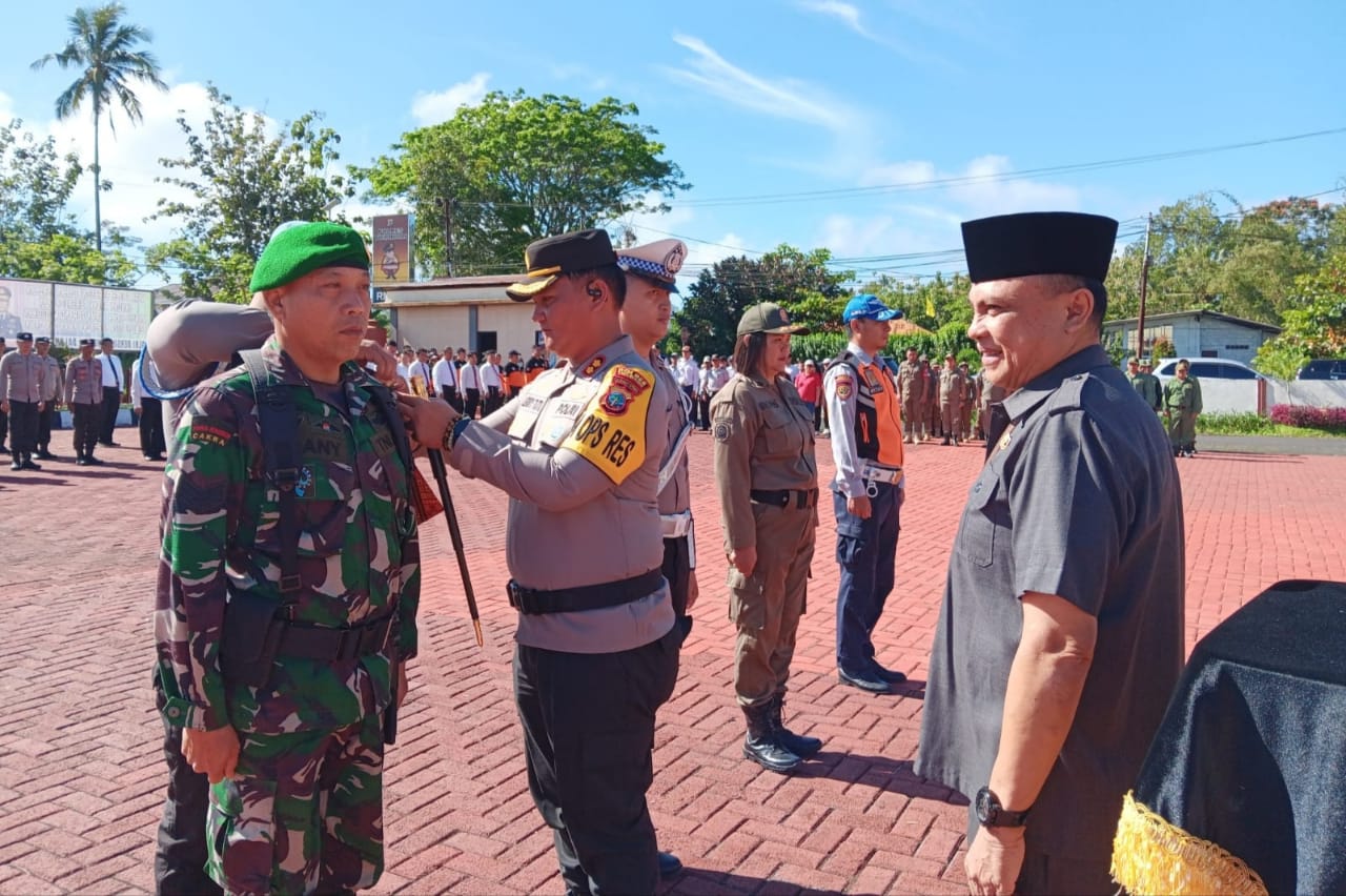 Sekda Roring Hadiri Apel Gelar Pasukan Operasi Ketupat 2024