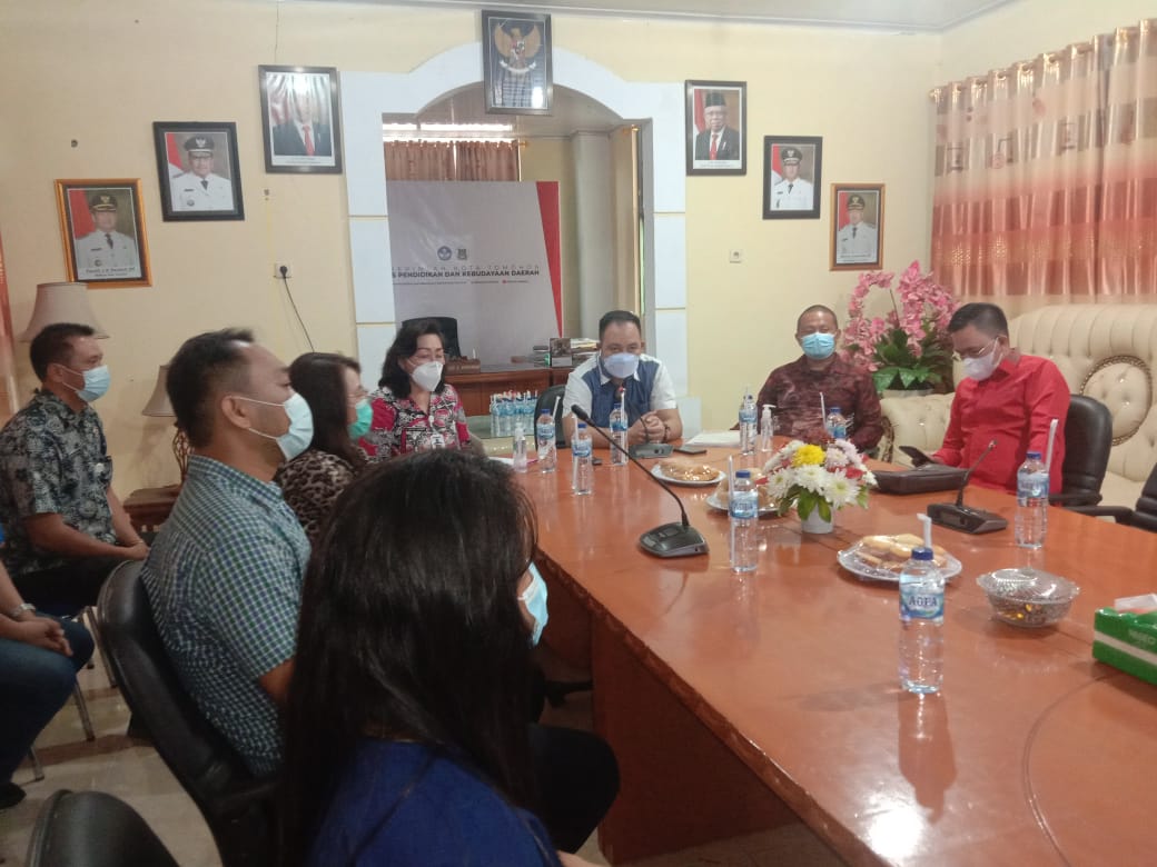 Dikbud Tomohon Paparkan PPKD ke Komisi IV DPRD Sulut 