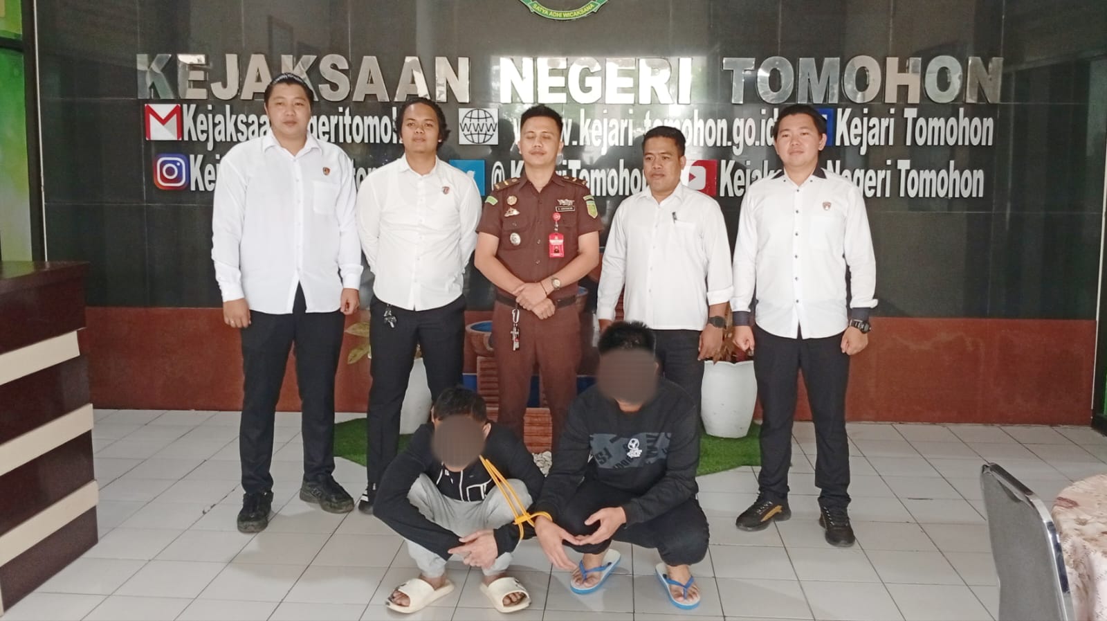Dua Tsk Curanmor Diserahkan ke Kejari Tomohon